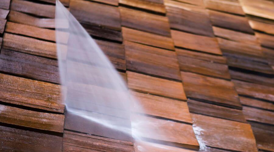 Professional gutter cleaning in Alpaugh, CA